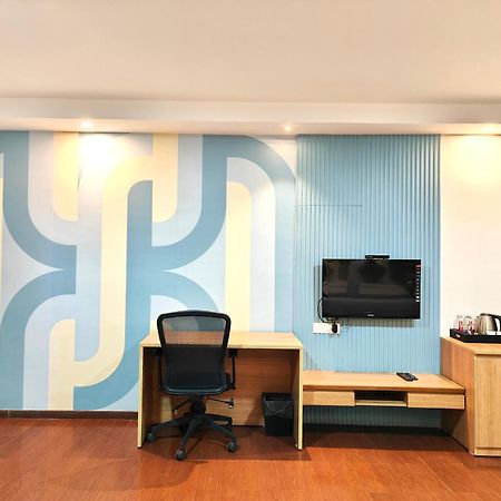 The Altruist Business Hotel Kharadi Pune Exterior photo