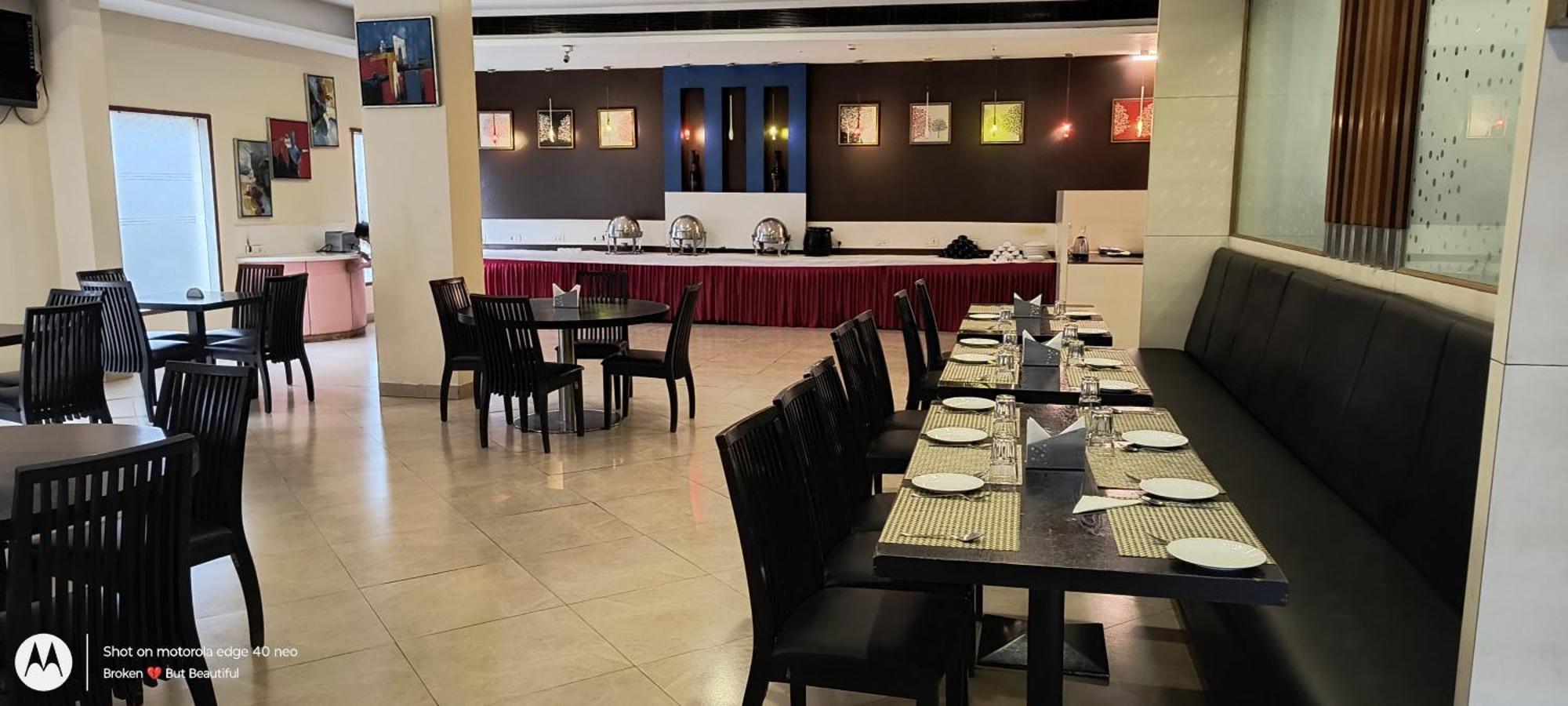 The Altruist Business Hotel Kharadi Pune Exterior photo